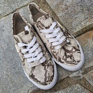 Guess Snake Animal Print Sneaker Size 7